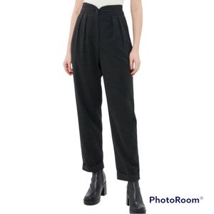 URBAN Outfitters Pleated Front High Wasted Charcoal Grey Trouser Pants Womens 4
